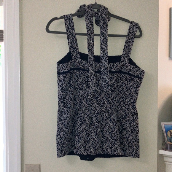 Banana Republic- Stunning  summer tank with belt. Woman’s Medium - Picture 3 of 4